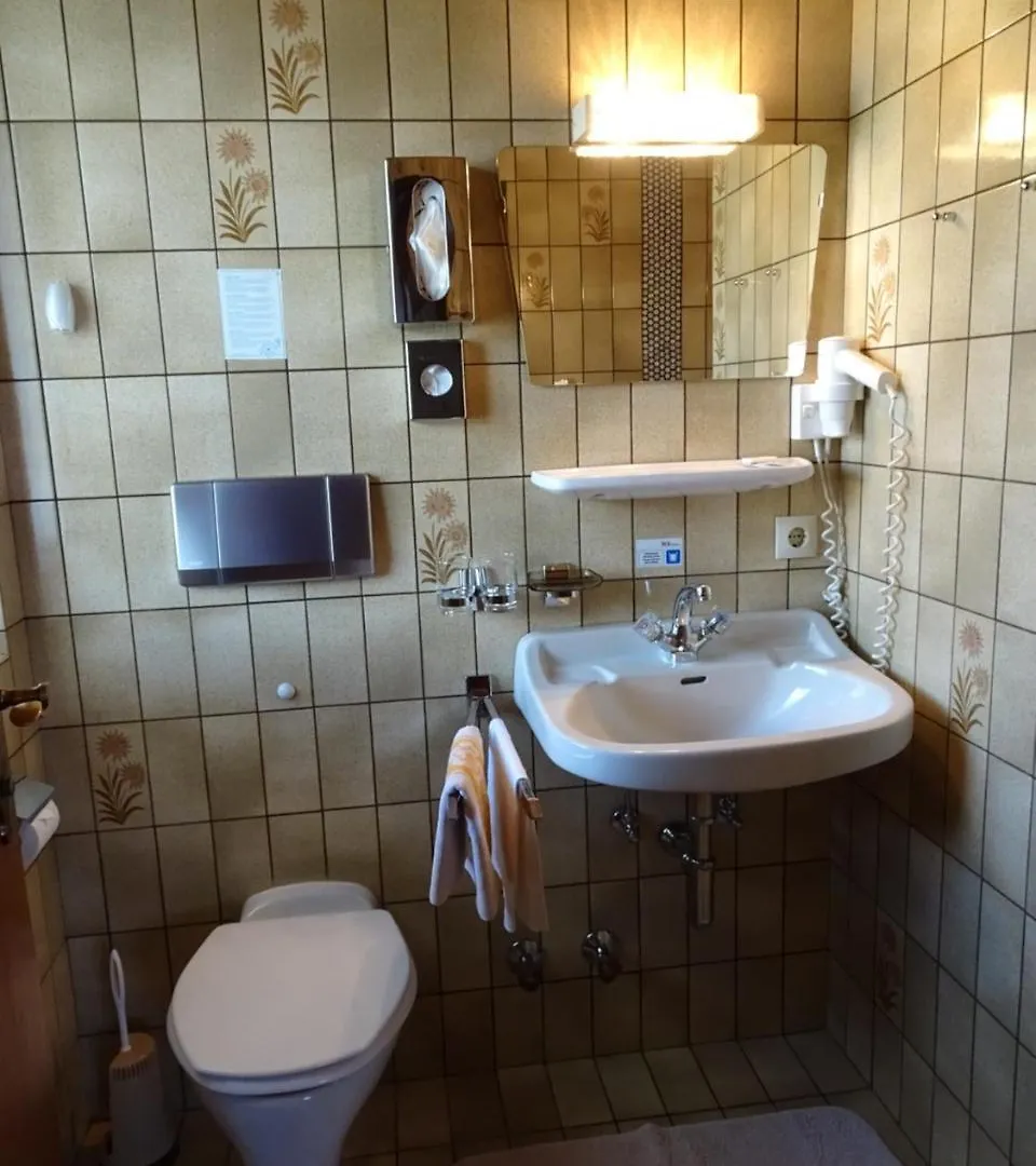 Pension Friedl Innsbruck 3*,  Austria